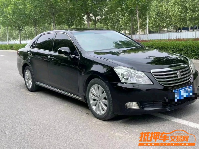 保定10年豐田皇冠2