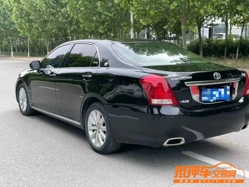 保定10年豐田皇冠5