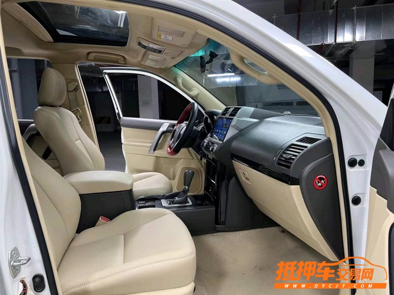 成都18年丰田普拉多4