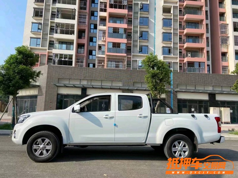 成都22年五十铃皮卡6