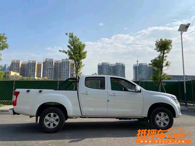 成都22年五十铃皮卡4