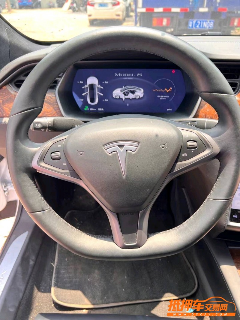 广州19年特斯拉MODEL S5