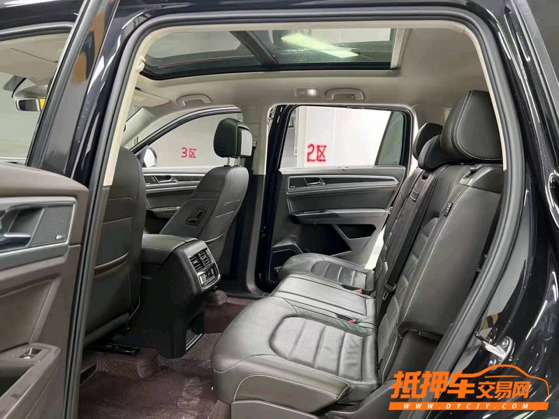 成都18年大众途昂9