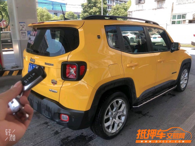 銅仁19年Jeep自由俠9
