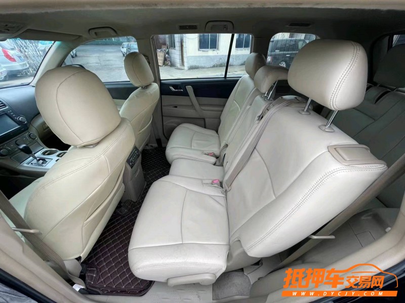 徐州11年丰田汉兰达4