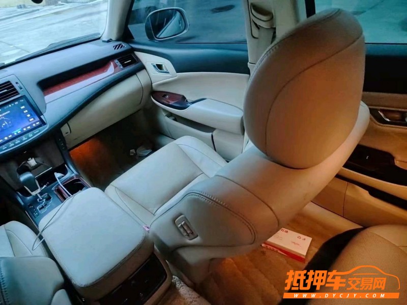 北京11年丰田皇冠5