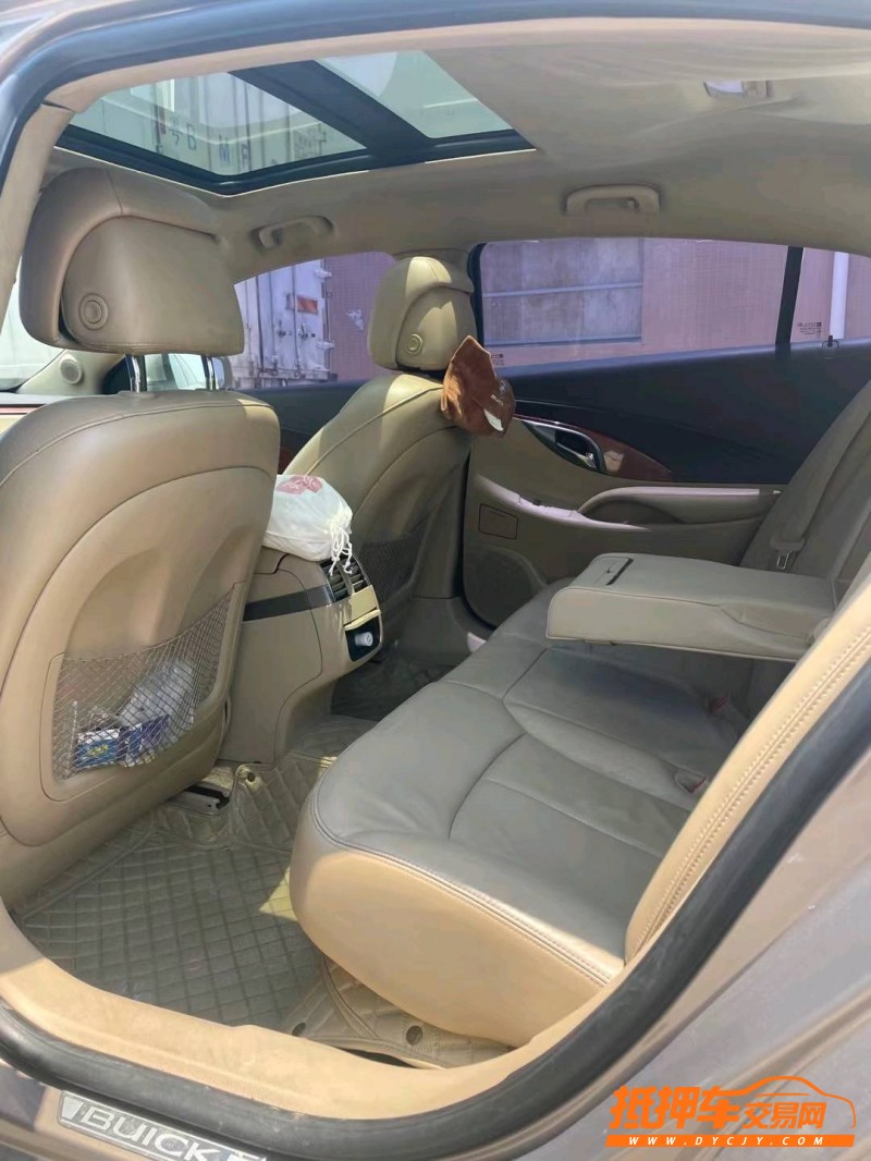 东莞13年别克君越5