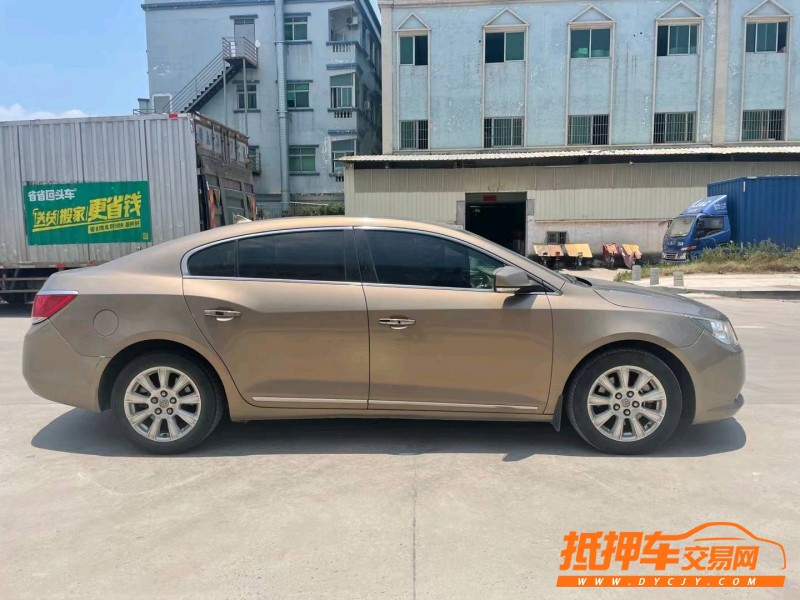 东莞13年别克君越8