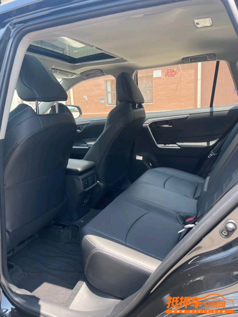 东莞21年丰田威兰达5