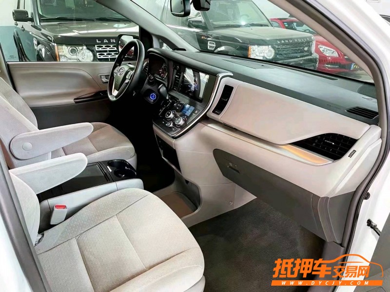 潍坊15年丰田塞纳6