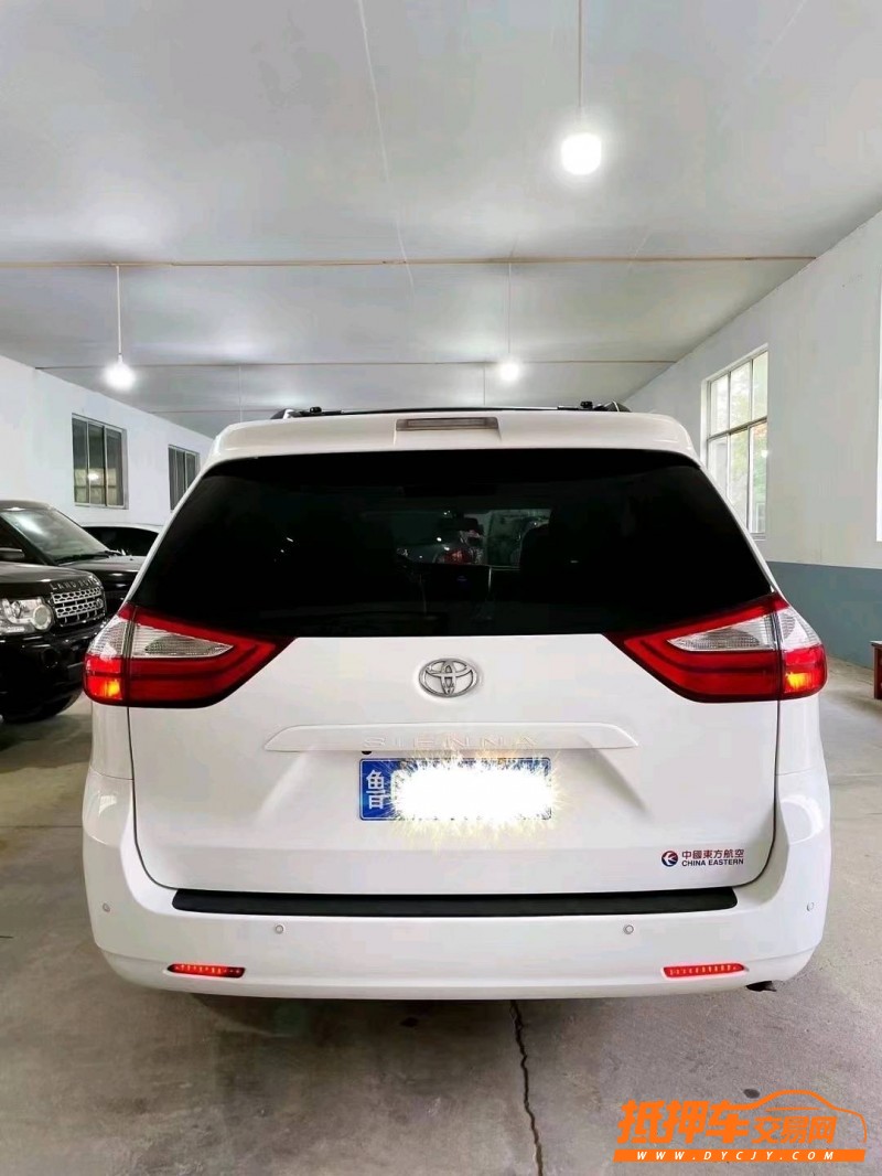 潍坊15年丰田塞纳9