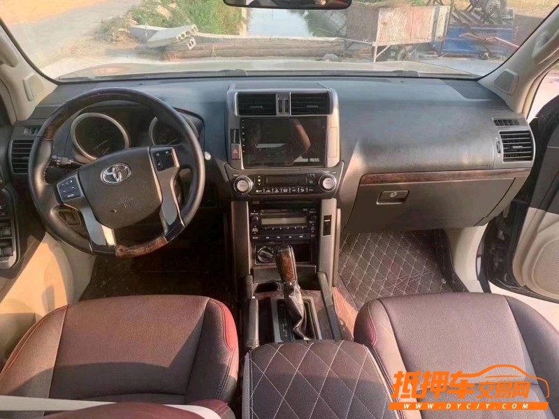 济宁13年丰田普拉多3