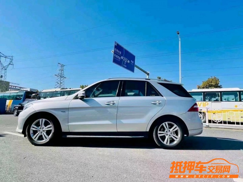 广州12年奔驰ML3