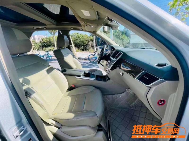 广州12年奔驰ML8