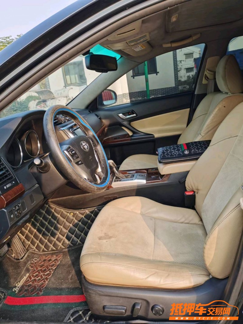 徐州14年丰田锐志6