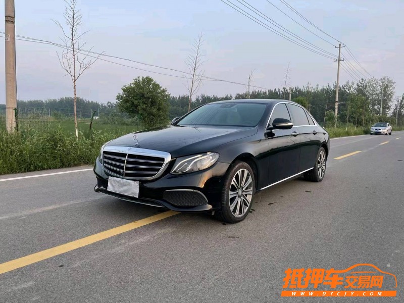 徐州17年奔驰E8