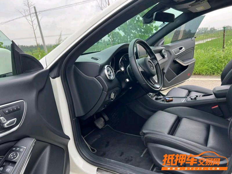 徐州16年奔驰CLA5