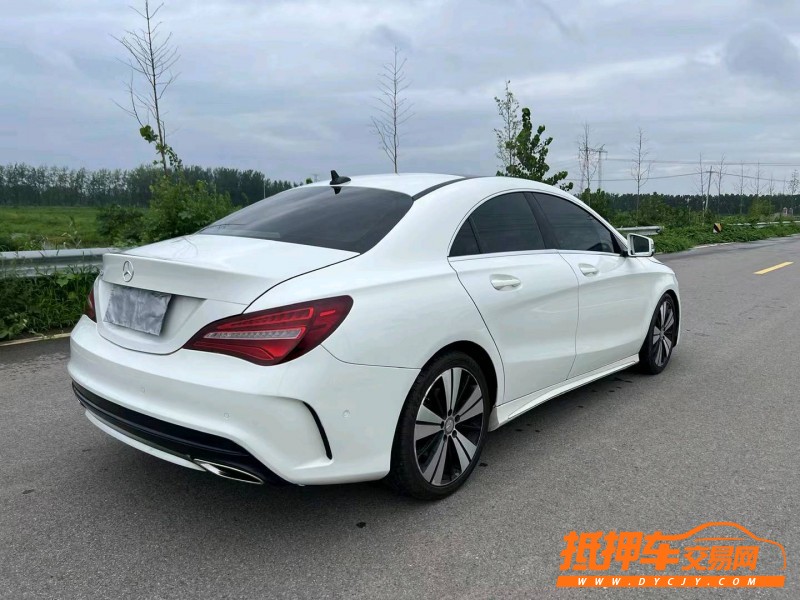 徐州16年奔驰CLA8
