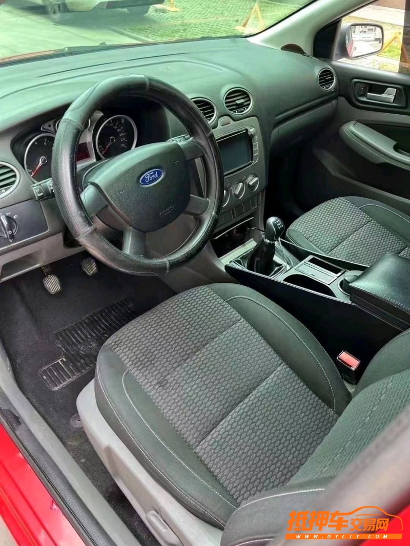 青岛16年福特福克斯4