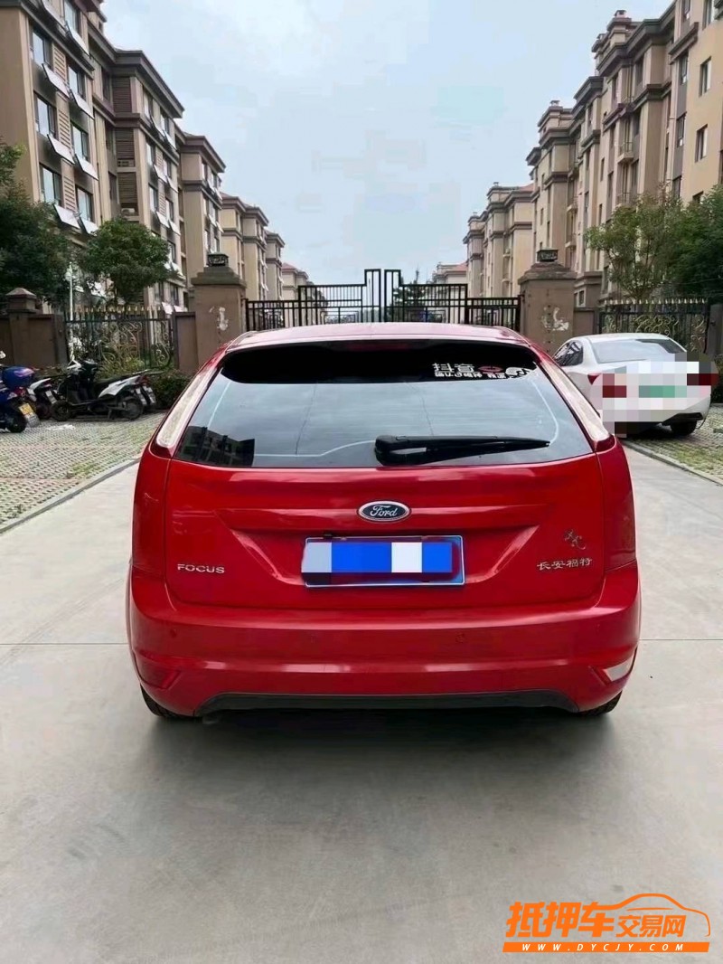 青岛16年福特福克斯8