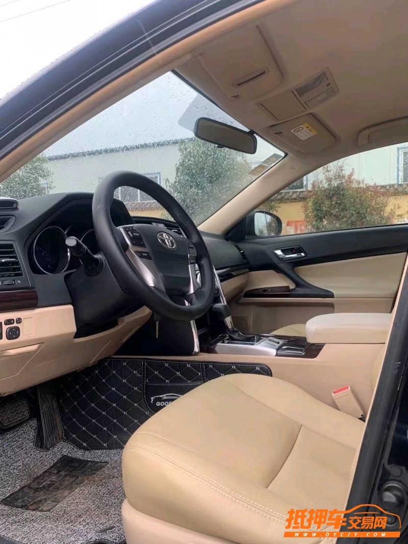 北京12年丰田锐志6