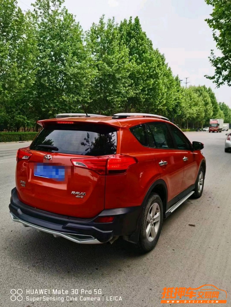 青岛14年丰田RAV43