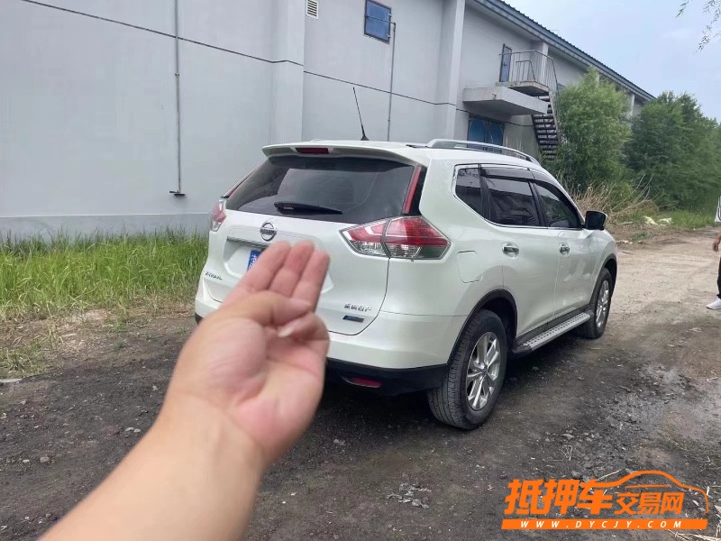 廊坊17年日產奇駿4