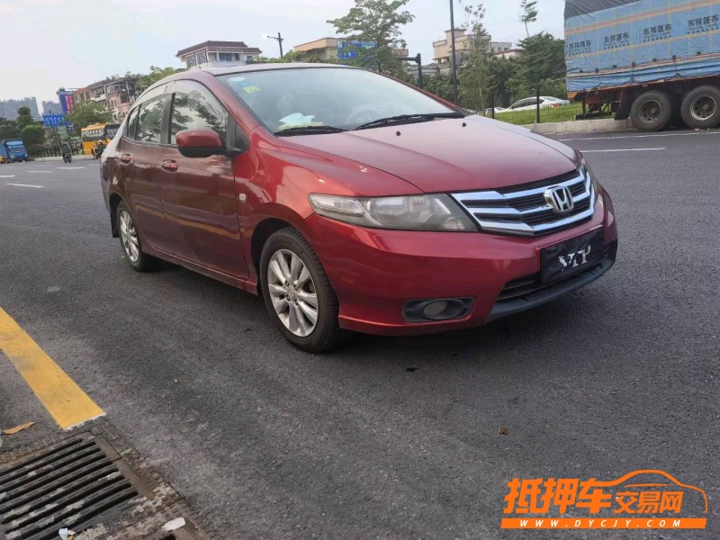 广州13年本田锋范2