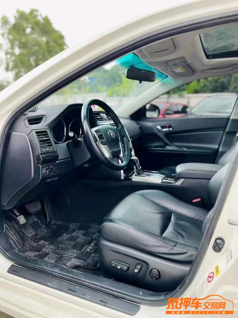 东莞12年丰田锐志4