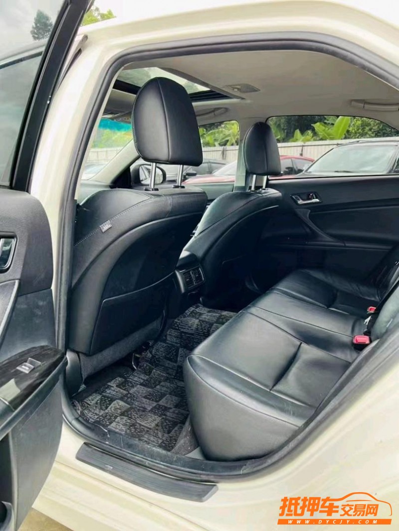 东莞12年丰田锐志6
