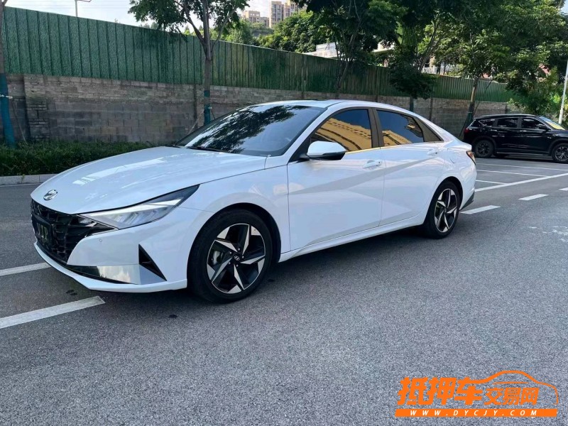 北京21年现代伊兰特3