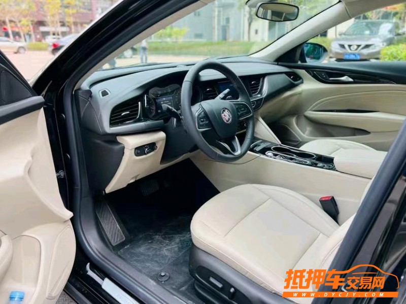 东莞21年别克君威4