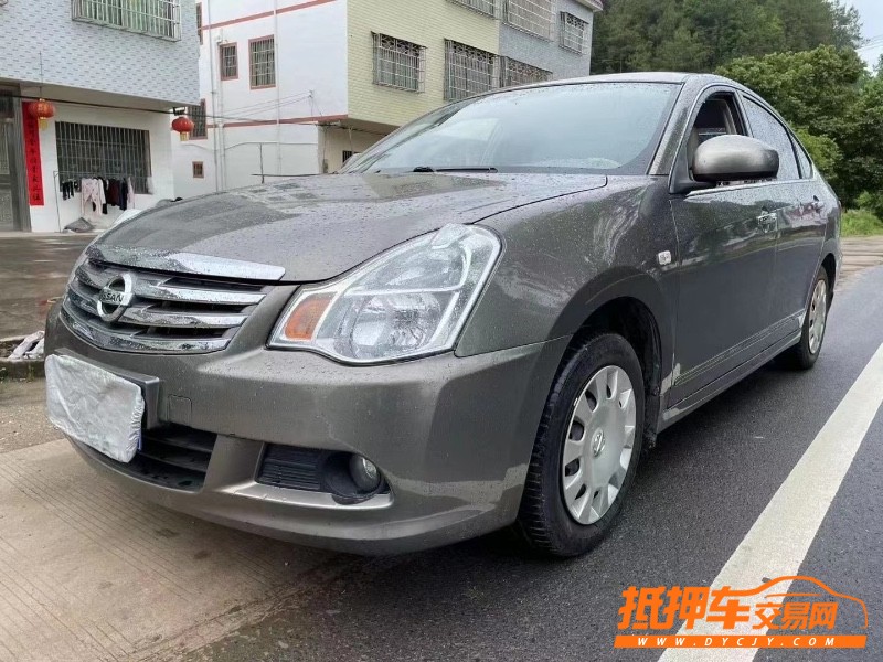 上饒19年日產軒逸4