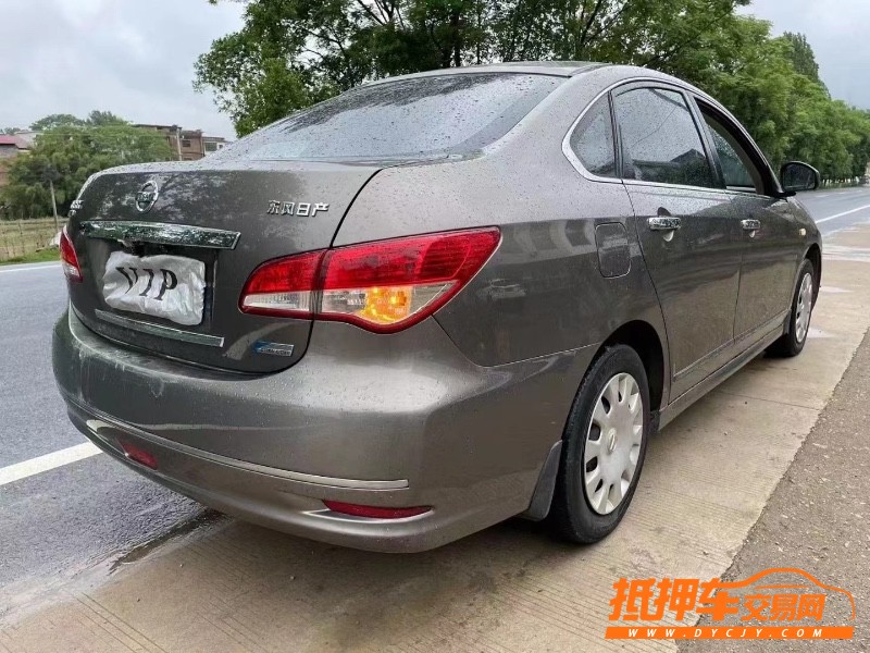 上饒19年日產軒逸5