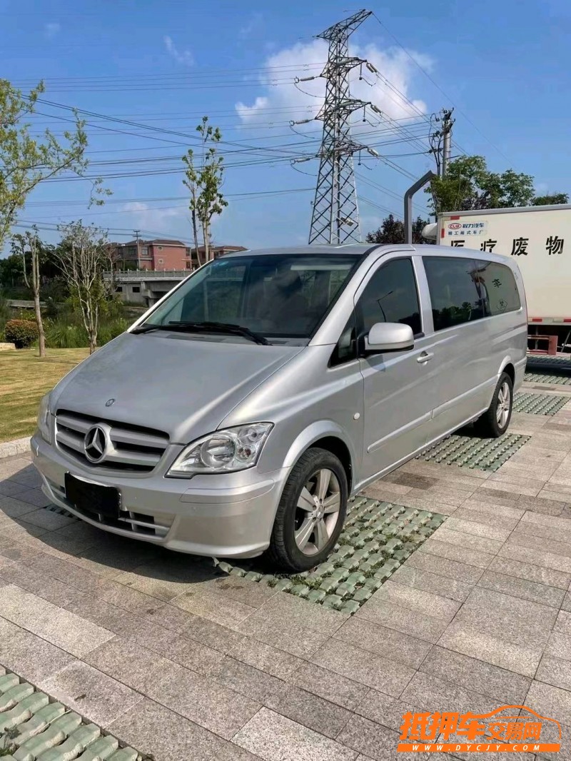 徐州12年奔驰威霆2