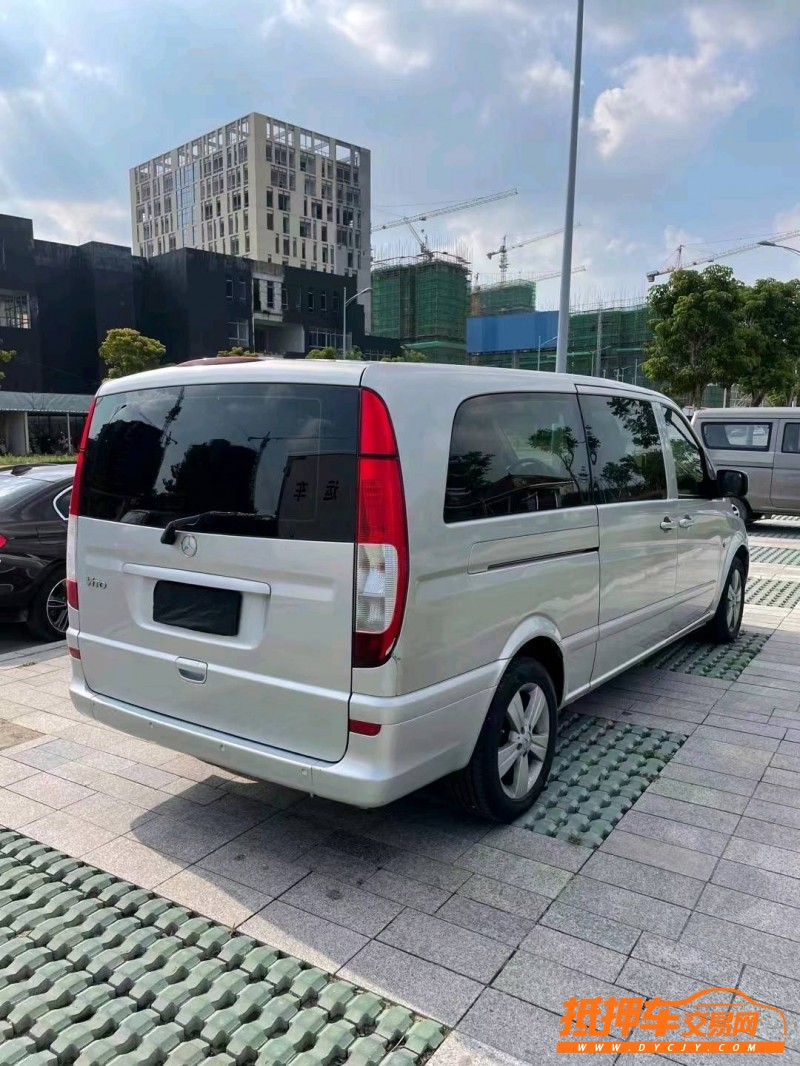 徐州12年奔驰威霆4