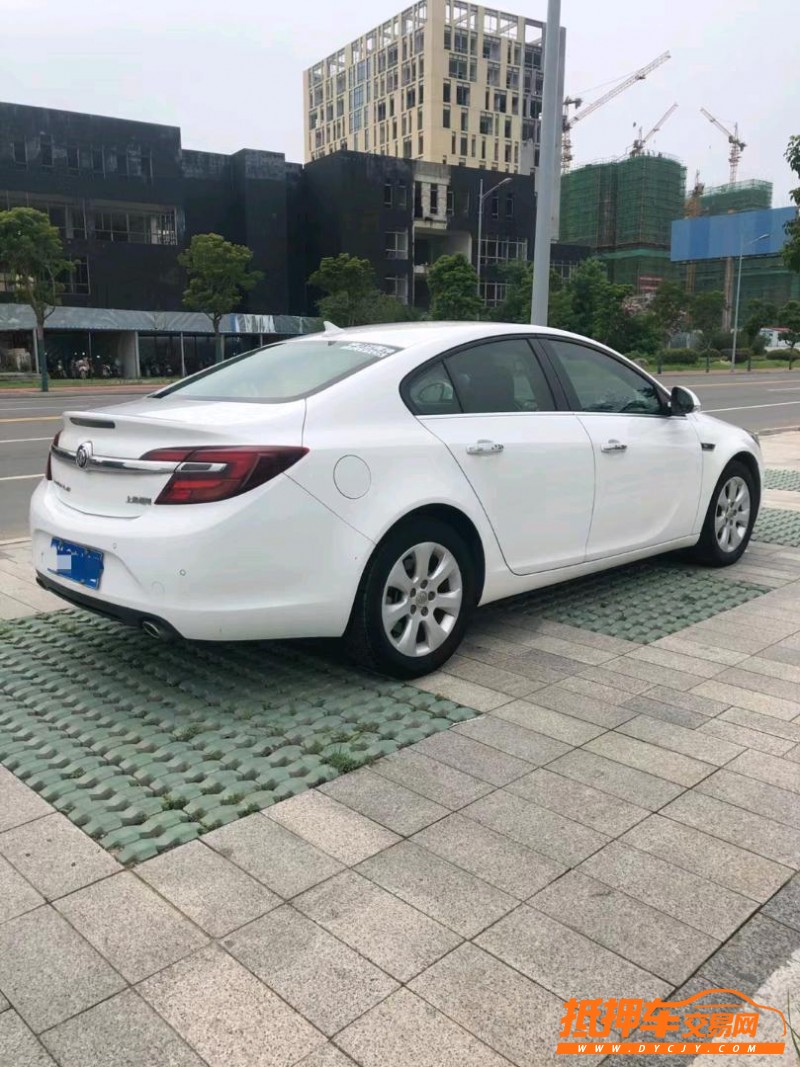 徐州15年别克君威3