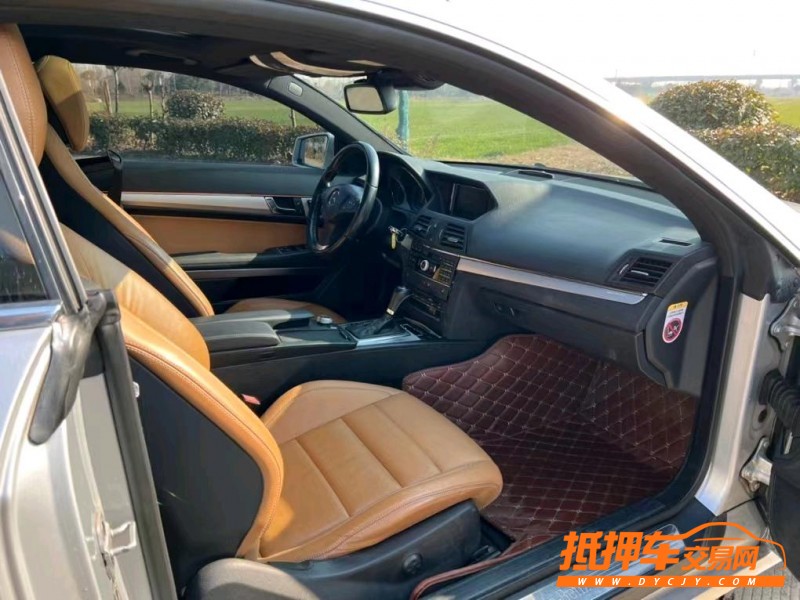 盐城11年奔驰E9