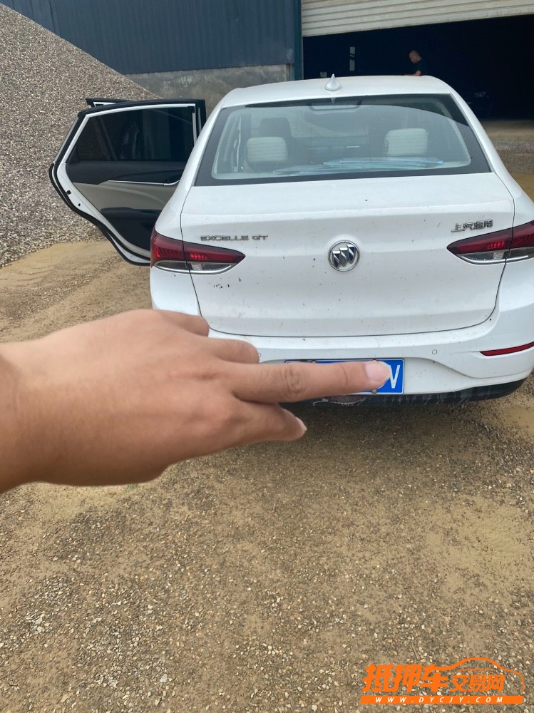 北京18年别克英朗6