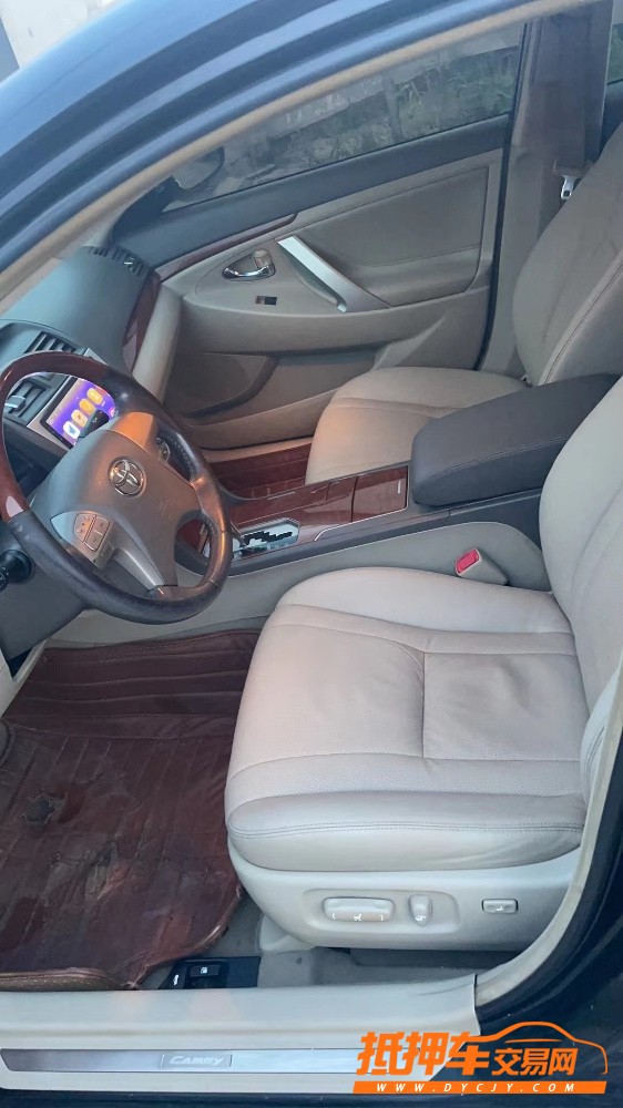 北京13年丰田凯美瑞3