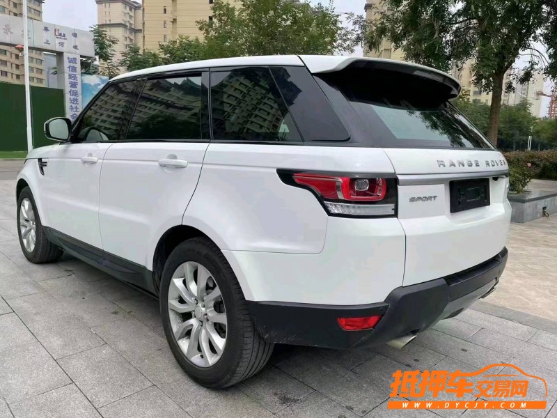 烟台17年路虎揽胜运动3