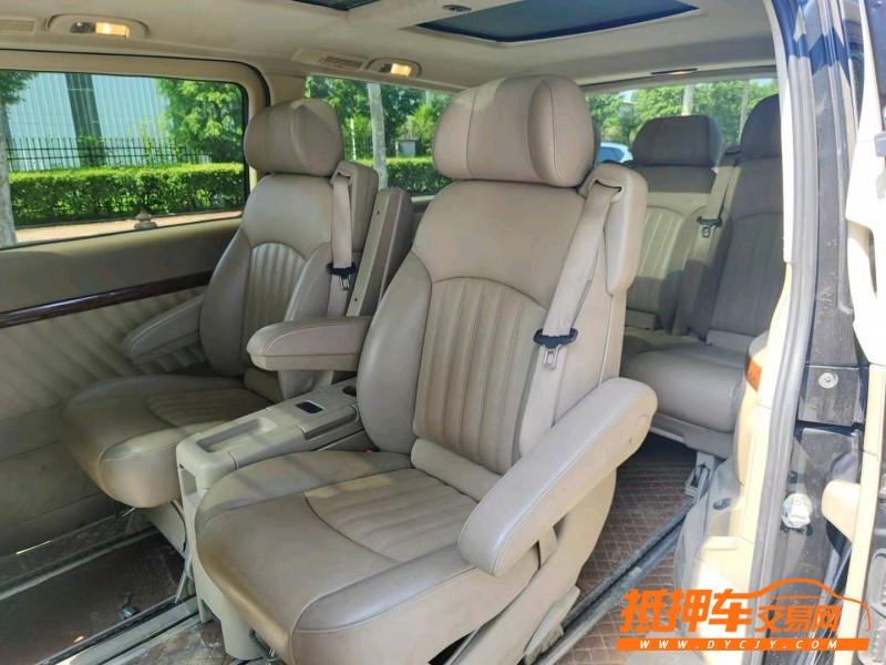 烟台14年奔驰唯雅诺5