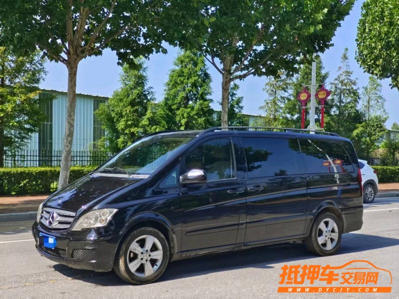 烟台14年奔驰唯雅诺7