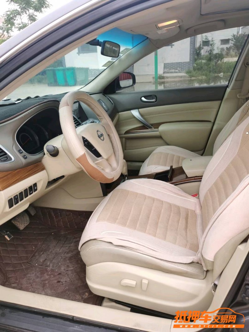 徐州12年日产天籁2