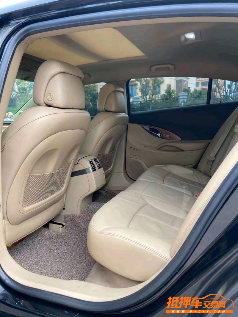 烟台12年别克君越4