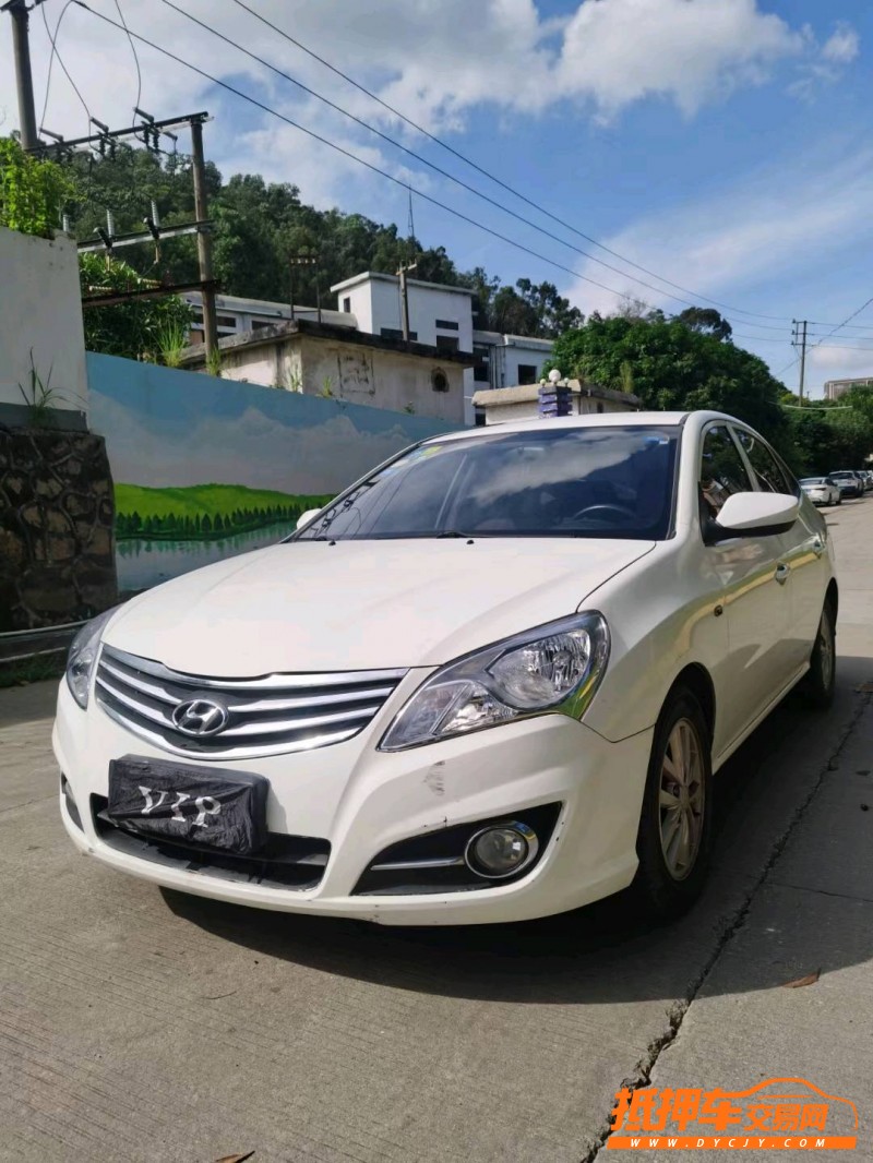 东莞18年现代悦动2