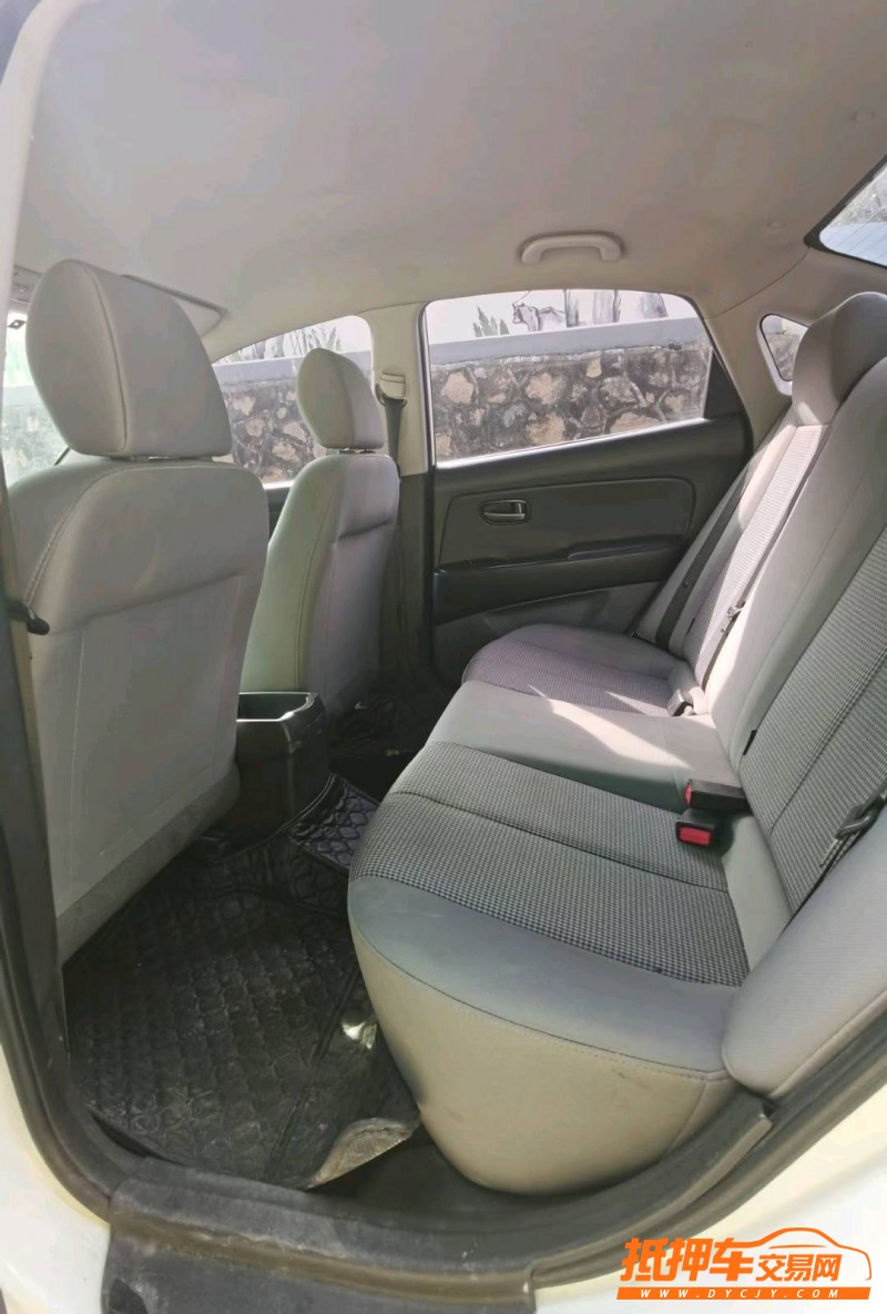 东莞18年现代悦动7