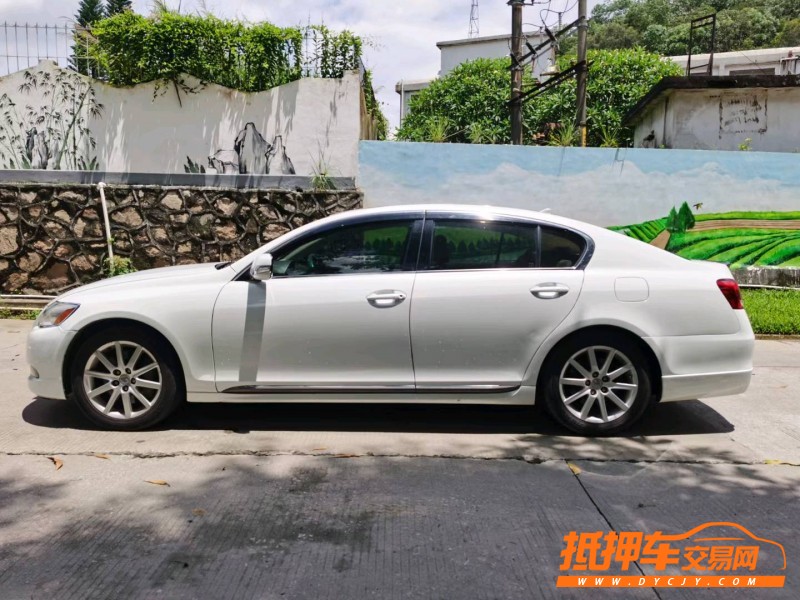 东莞10年雷克萨斯GS4