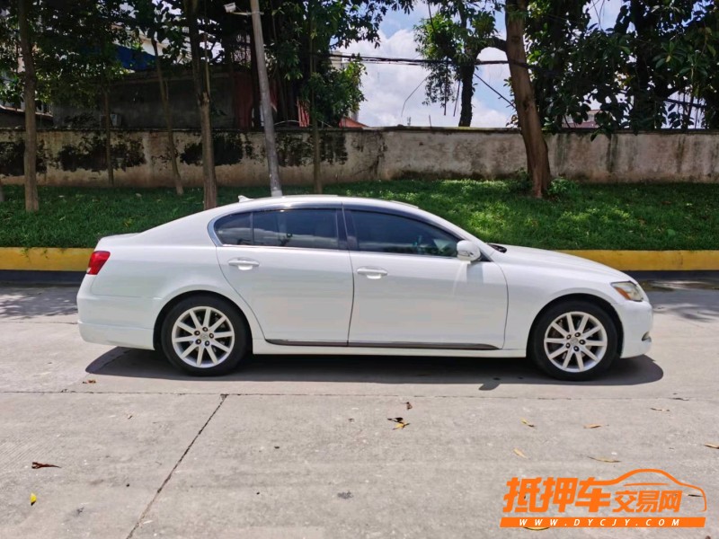 东莞10年雷克萨斯GS5