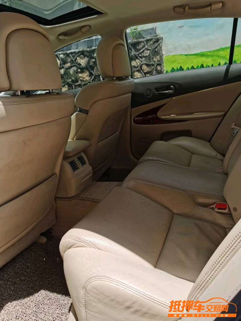 东莞10年雷克萨斯GS7